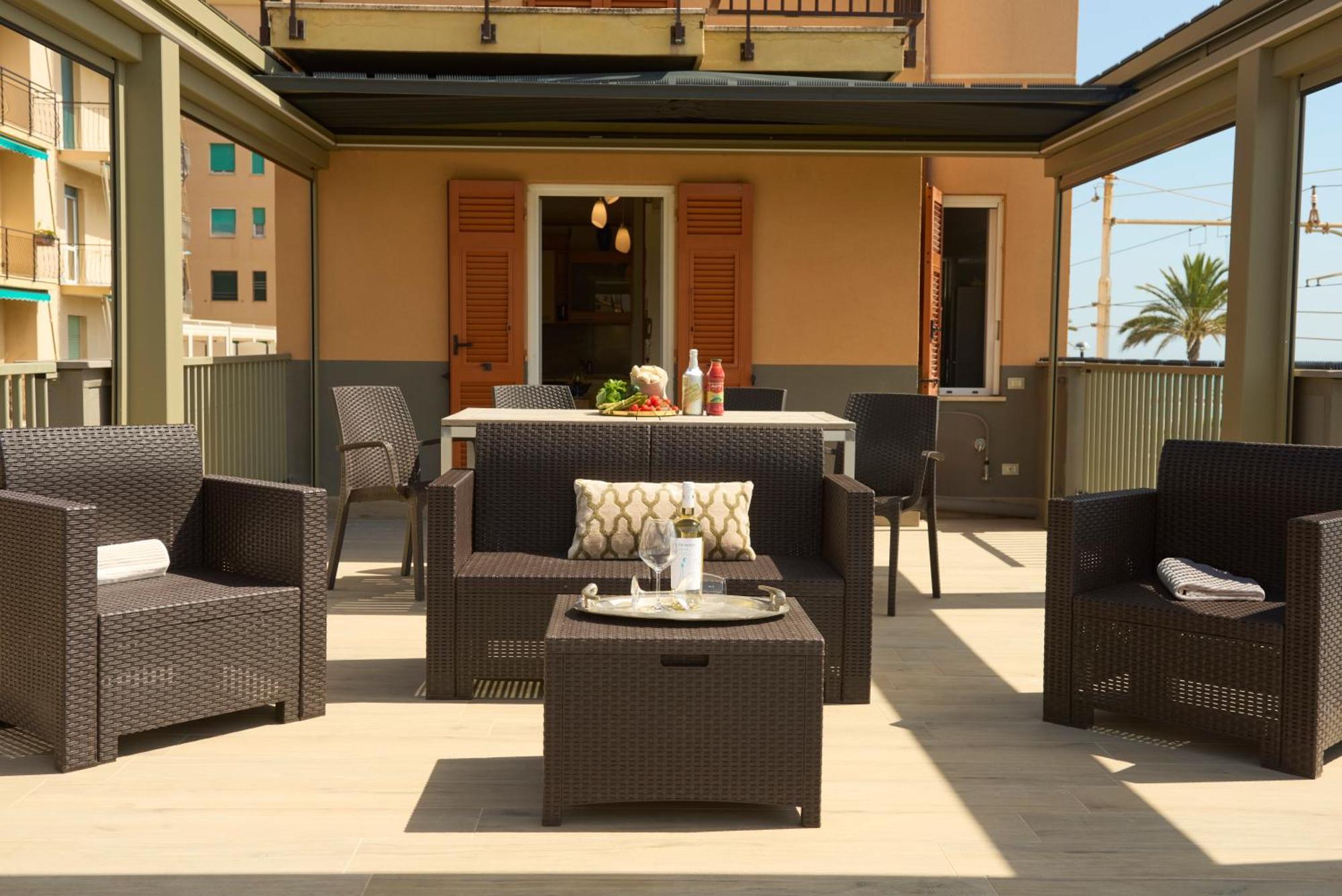Terrazza Sul Mare A Pietra Ligure 아파트 외부 사진